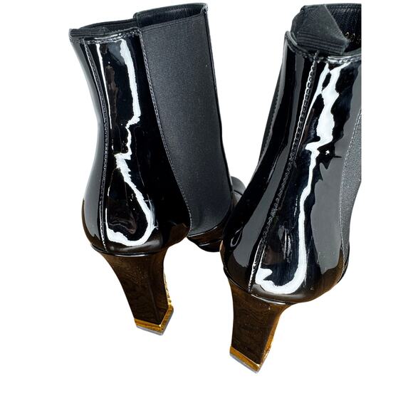 Chanel Black Patent Leather Chain Detail Block Heel Ankle Boots EU 38 CC Booties - Picture 11 of 11